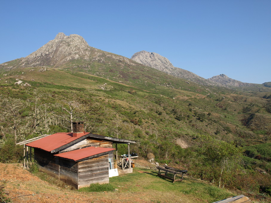 Minunu Hut