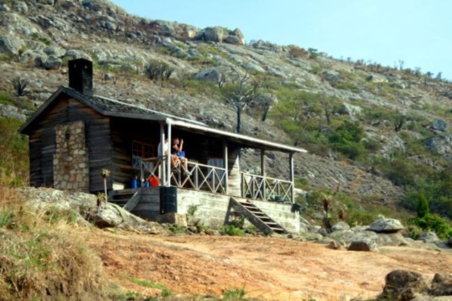 Sombani Hut